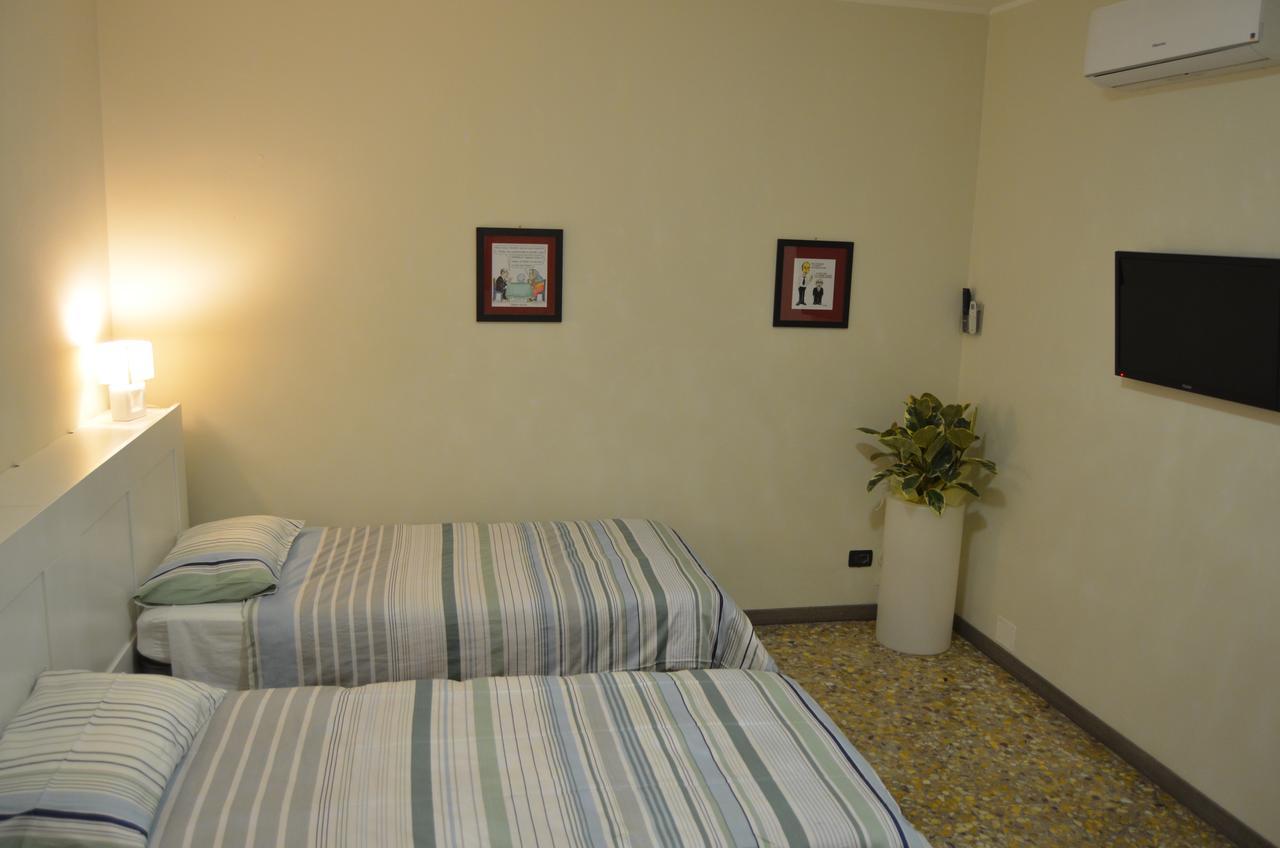 Bed And Breakfast Bissolati Brescia Extérieur photo
